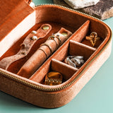 RETRO BOX VELVET JEWELRY CASE