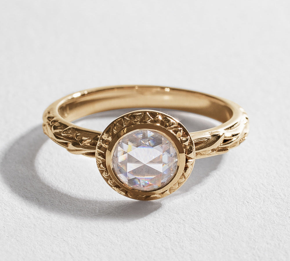 MATRIX HALO BEZEL ENGAGEMENT RING | 14K GOLD & MOISSANITE