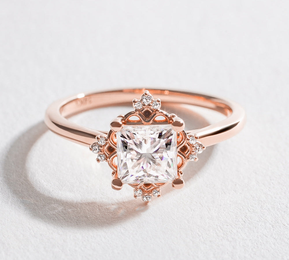 ENCHANTED HALO ENGAGEMENT RING | 14K GOLD & MOISSANITE