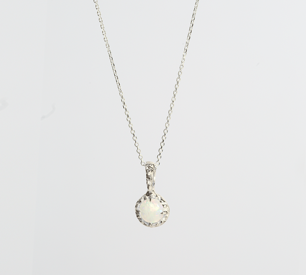 MATRIX HALO NECKLACE | OPAL