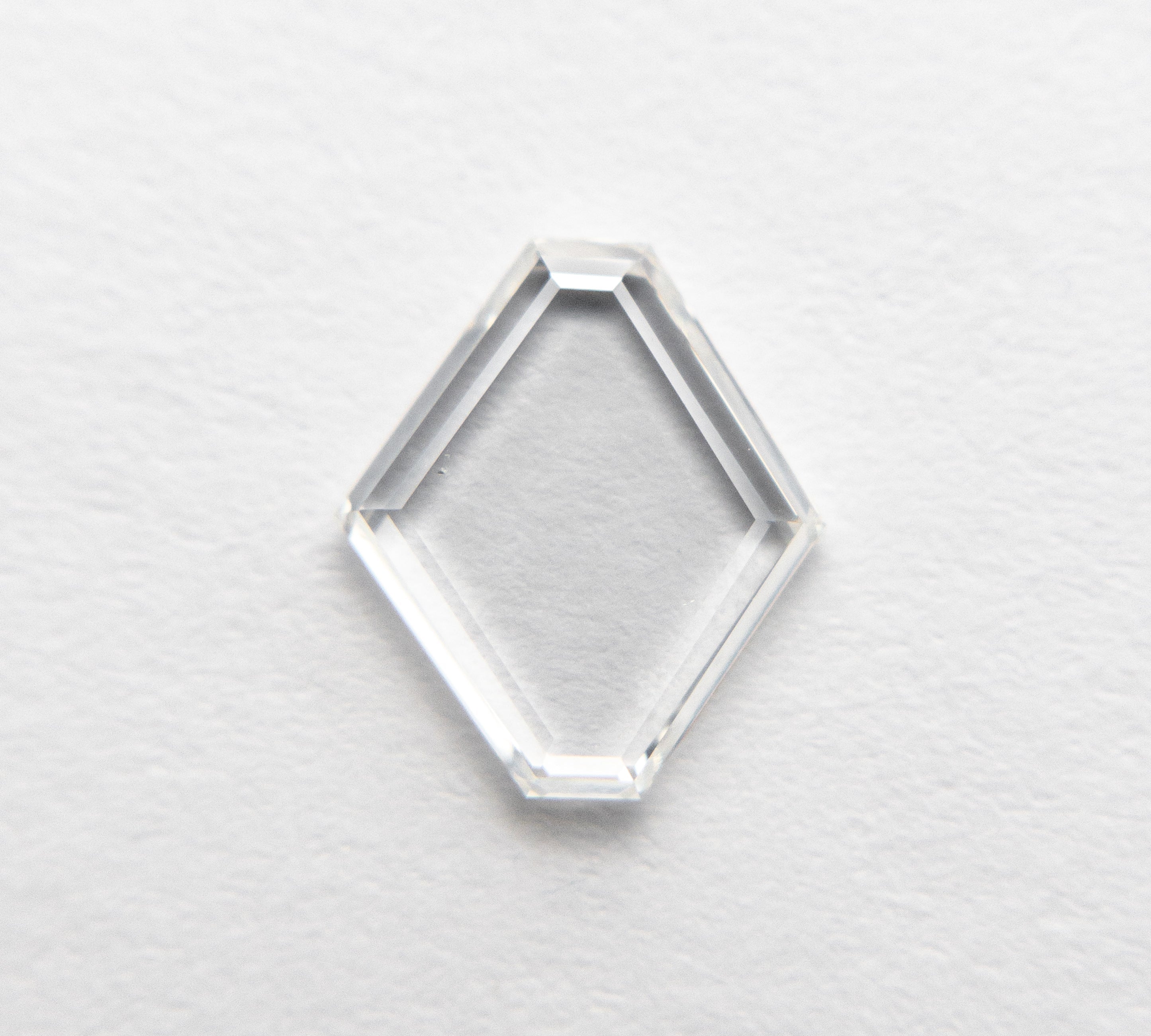 0.89ct 8.63x7.58x1.48mm Hexagon Portrait Cut 18495-05 - Misfit Diamonds