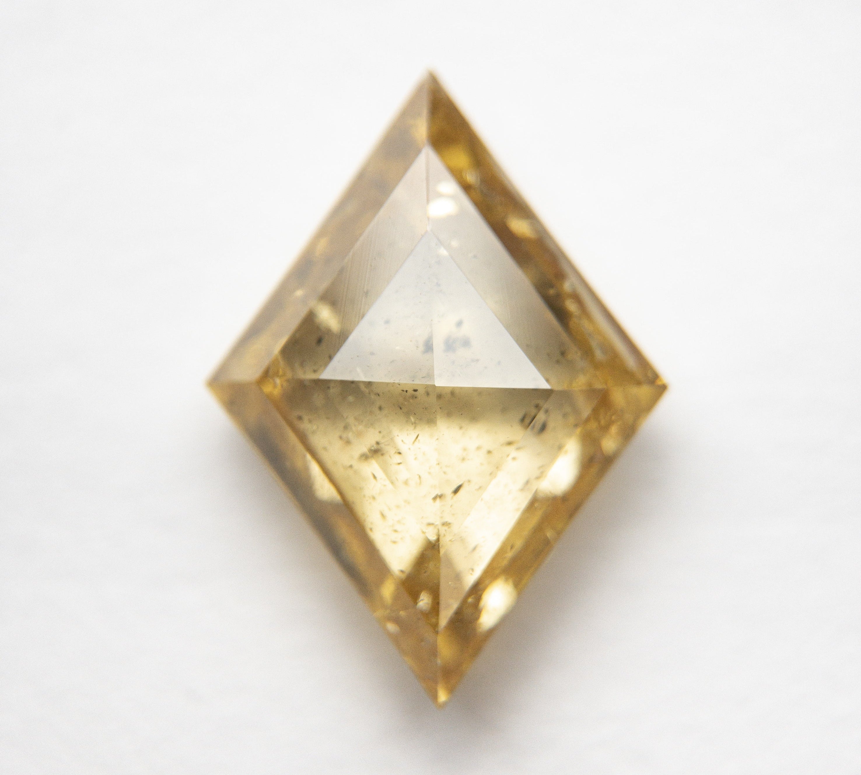 2.67ct 12.63x9.33x3.92mm Apricot (Fancy Orange-Yellow) Lozenge Rosecut 18857-01 - Misfit Diamonds