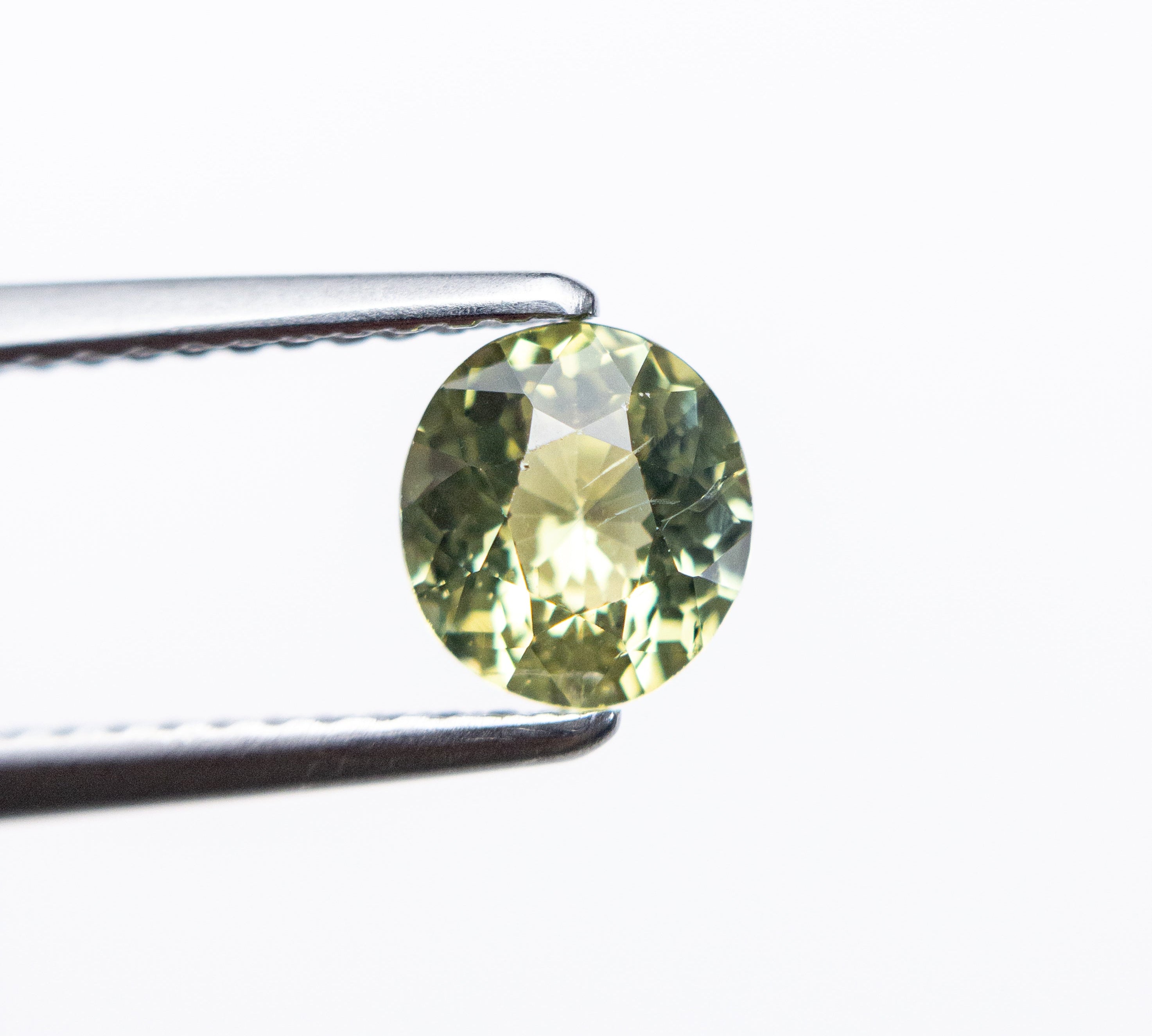 0.94ct 6.17x5.71x3.65mm Oval Brilliant Sapphire 19042-02 - Misfit Diamonds