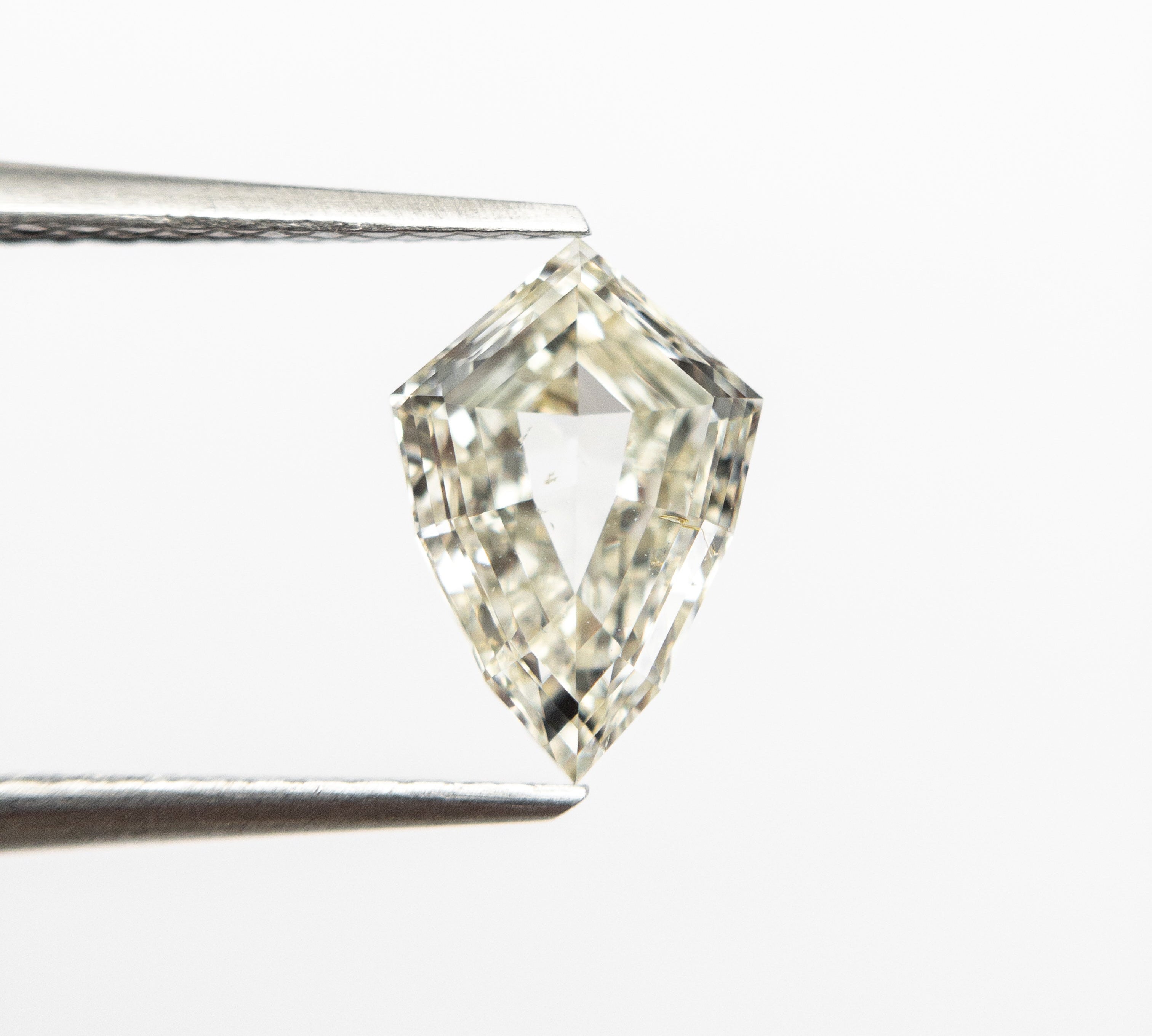 1.01ct 8.89x6.11x2.85mm SI3 M Kite Step Cut 19044-05 - Misfit Diamonds