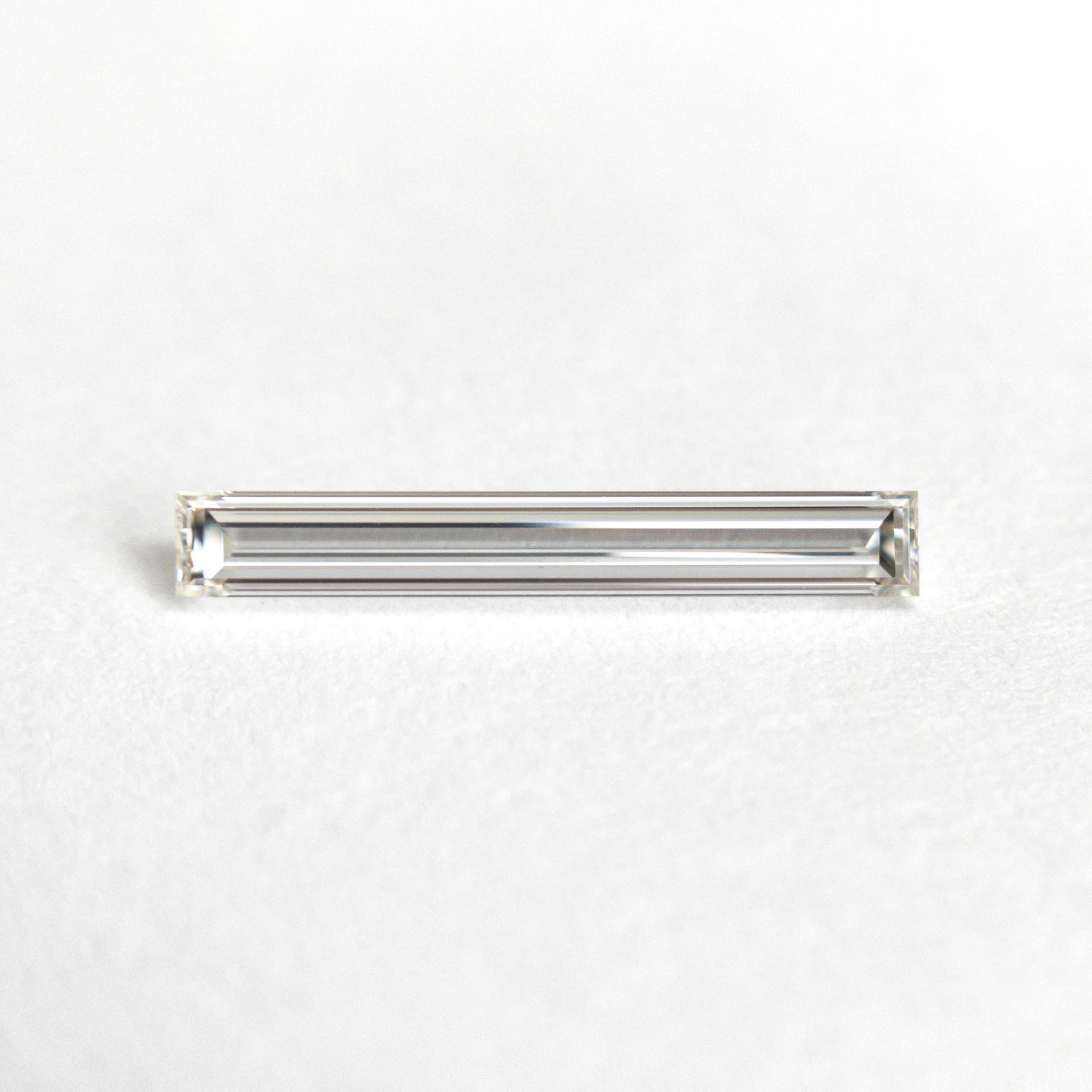 0.32ct 12.12x1.73x1.24mm GIA VVS1 H Baguette Step Cut 22613-01