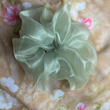 GIANT CLOUD SCRUNCHIE | ROOM SHOP