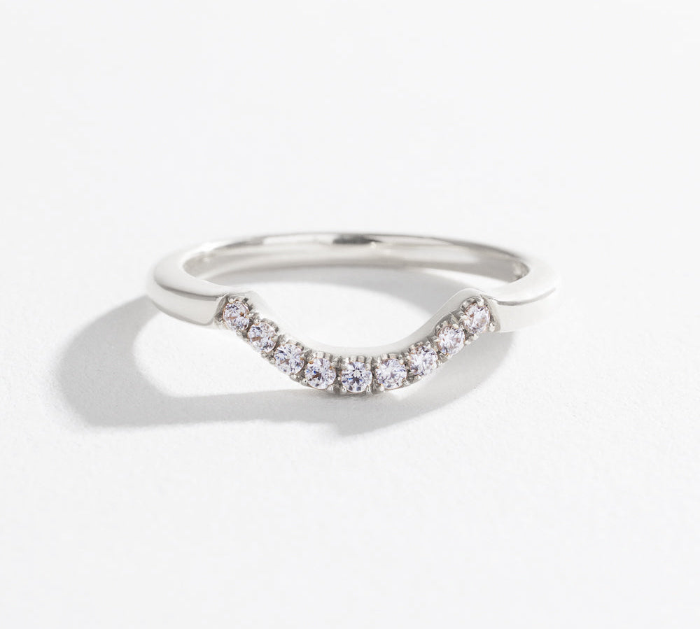 PAVÉ ARC 9 STONE CONTOUR BAND | 14K GOLD & DIAMOND