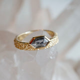 FLOATING BEZEL MATRIX RING