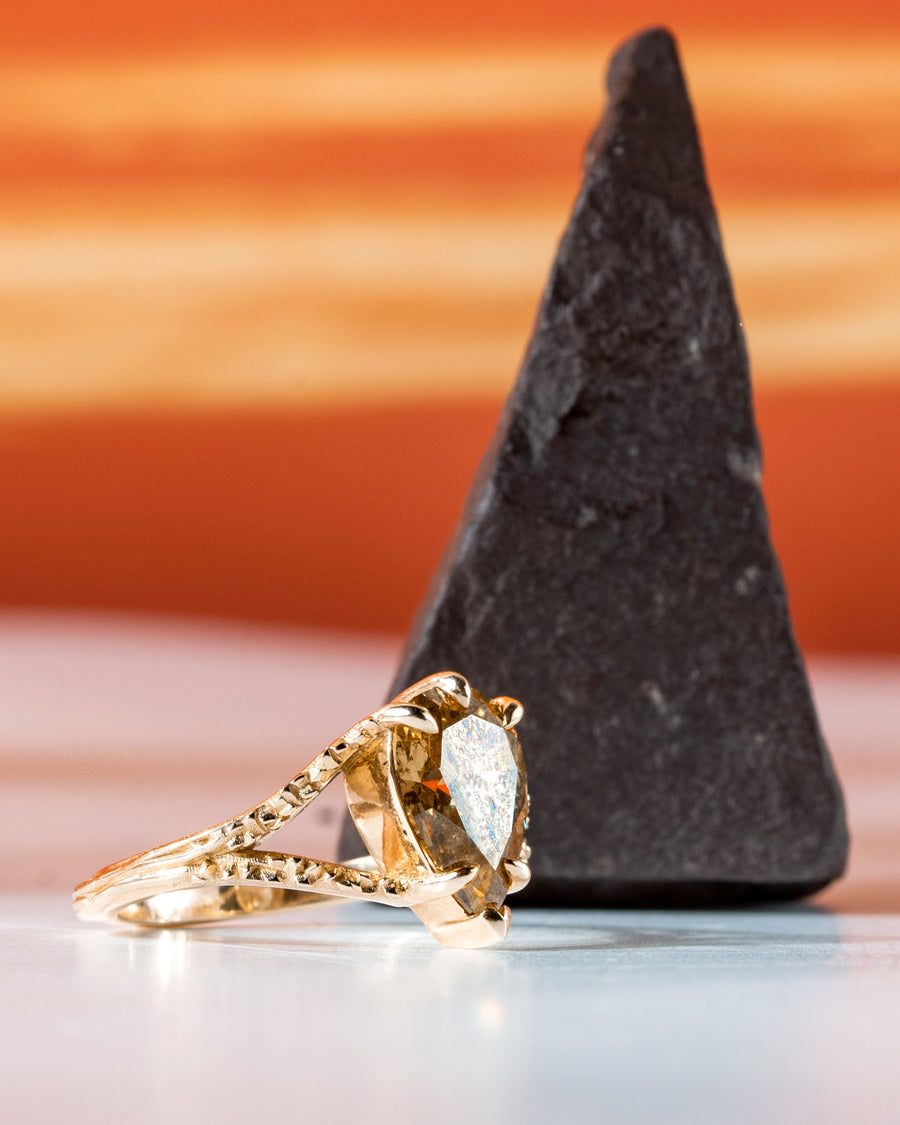 MEDIEVAL MAGIC RING | 14K GOLD & DIAMOND