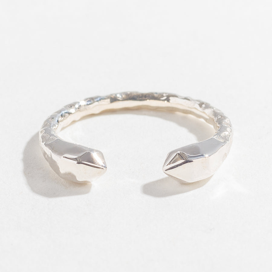 CRYSTAL NUGGET PASSAGE RING | SILVER