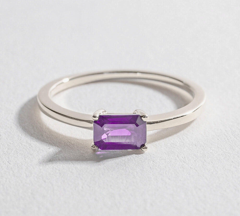 SOLITAIRE EAST WEST RING | 14K GOLD & AMETHYST