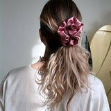 ROSETTE SCRUNCHIE | ROOM SHOP