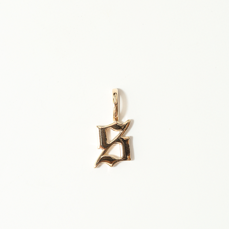 GOTHIC LETTER CHARM | 14K YELLOW GOLD