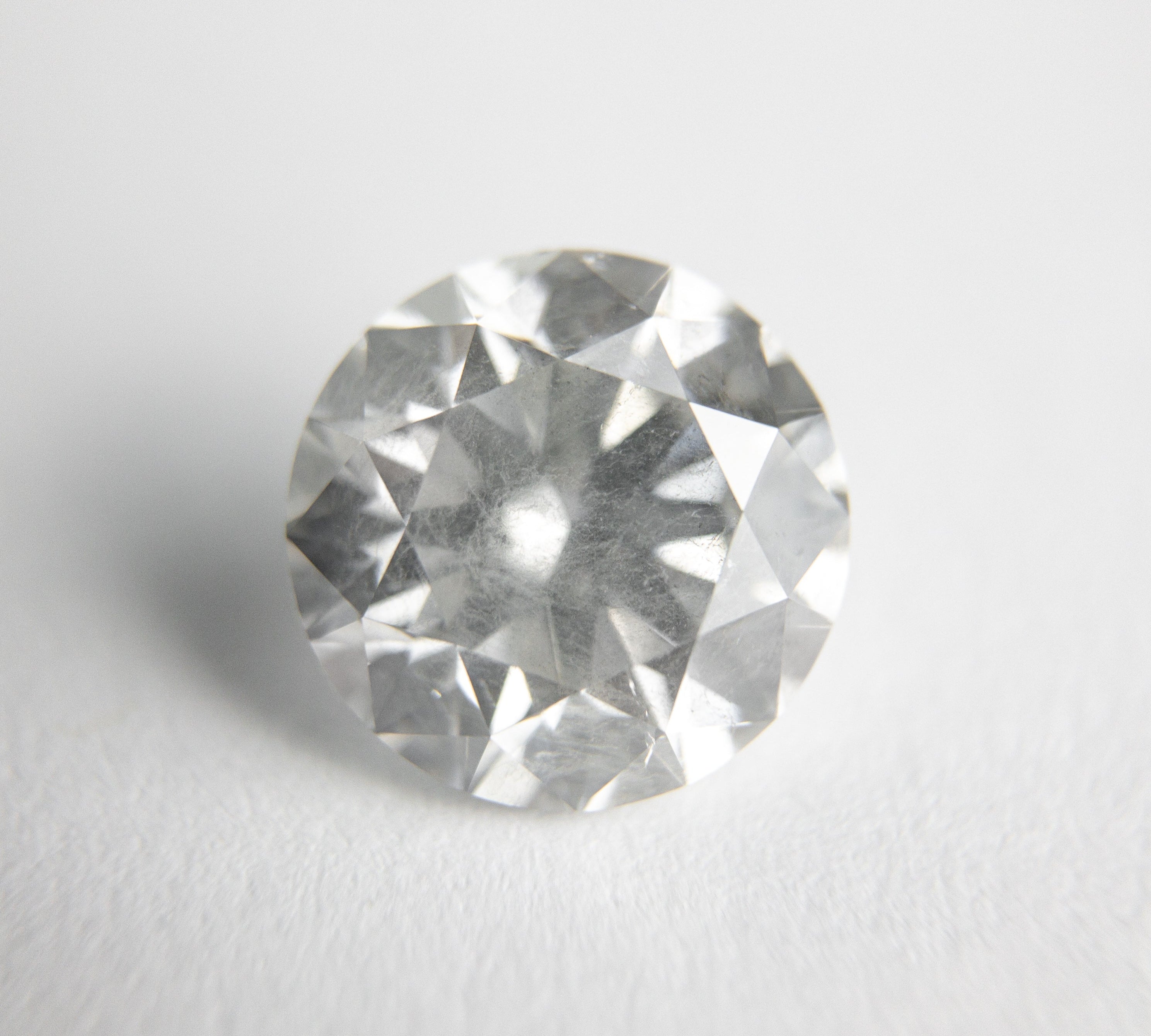 2.01ct 7.96x7.88x5.01mm Round Brilliant 18264-01 - Misfit Diamonds