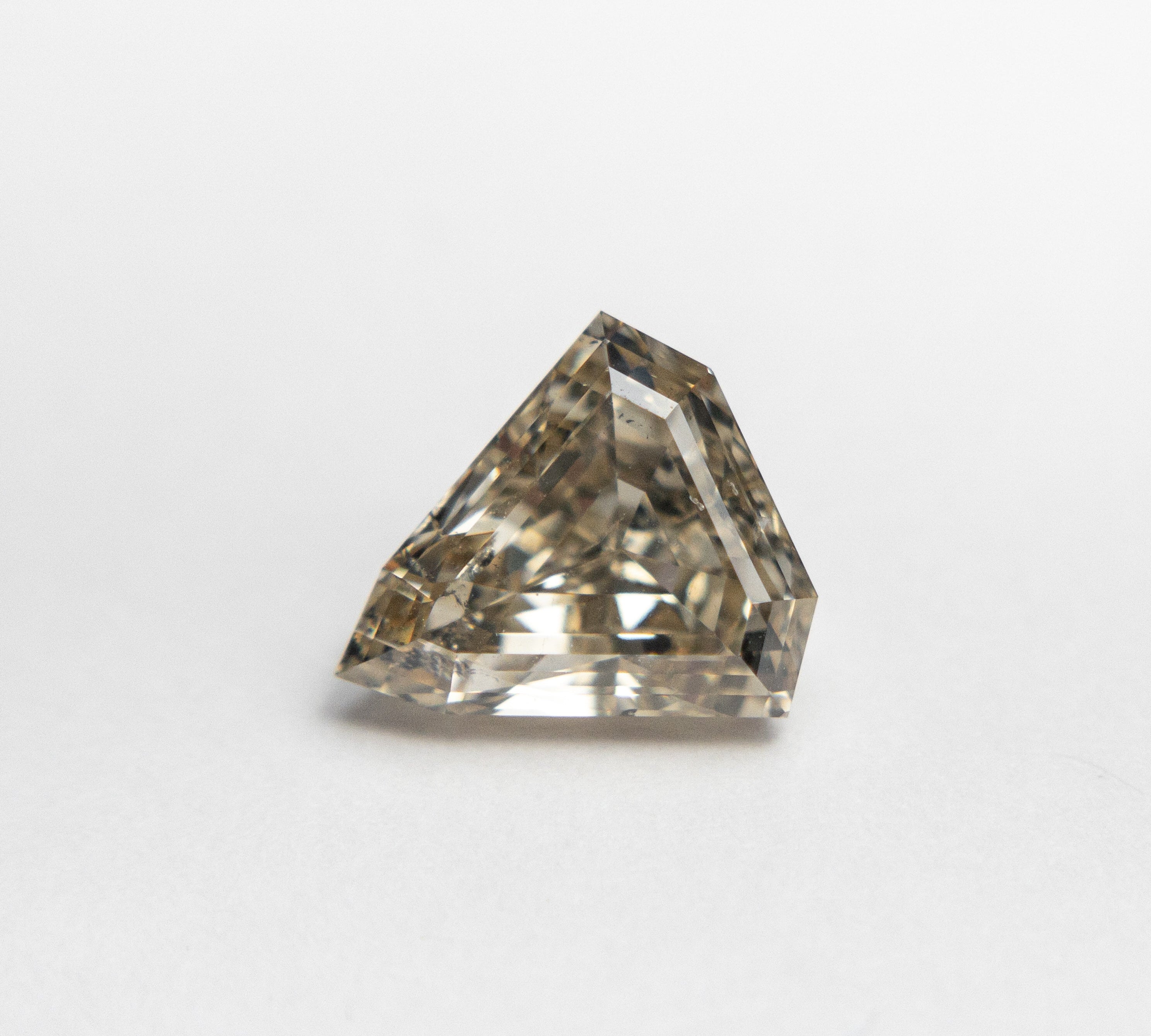 1.28ct 7.39x6.99x4.04mm I1 Shield Step Cut 19164-18 🇨🇦 - Misfit Diamonds