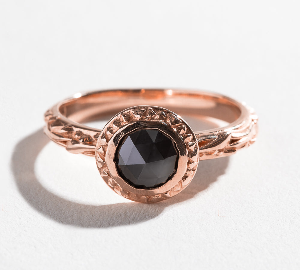 MATRIX HALO BEZEL ENGAGEMENT RING | 14K GOLD & BLACK DIAMOND