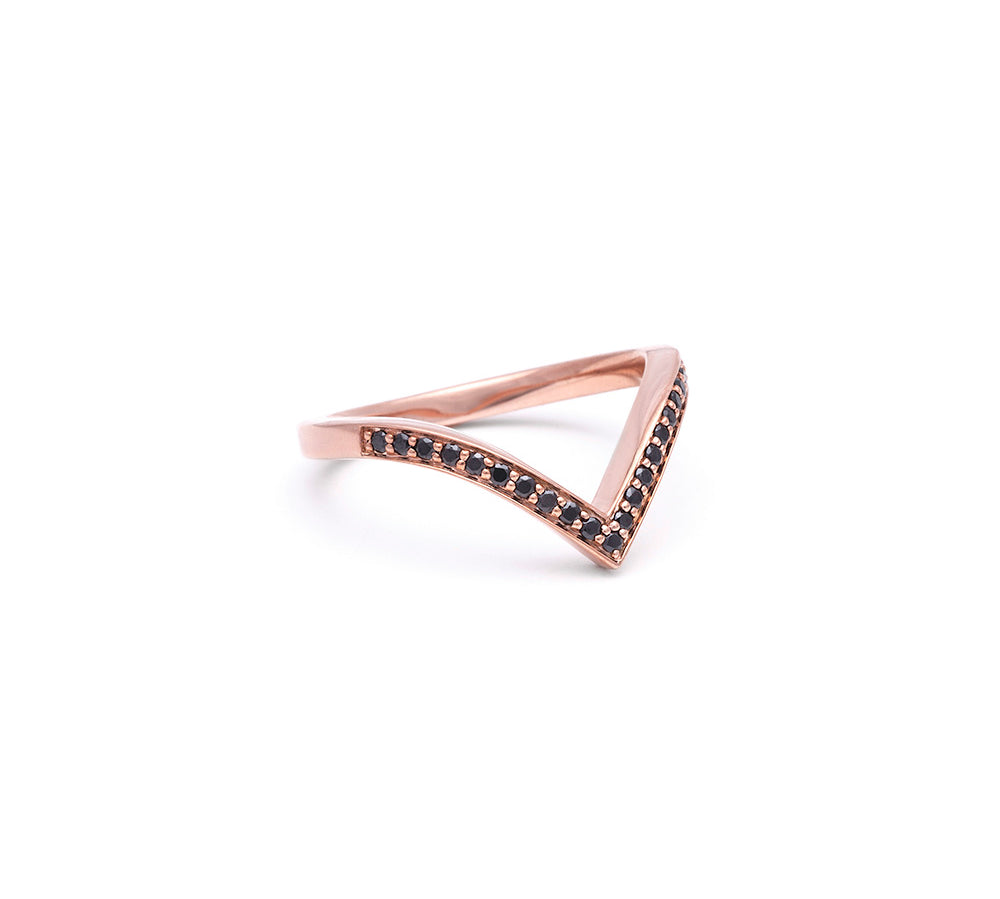 PAVÉ CHEVRON RING | ROSE GOLD & BLACK DIAMOND - AngelaMonacojewelry