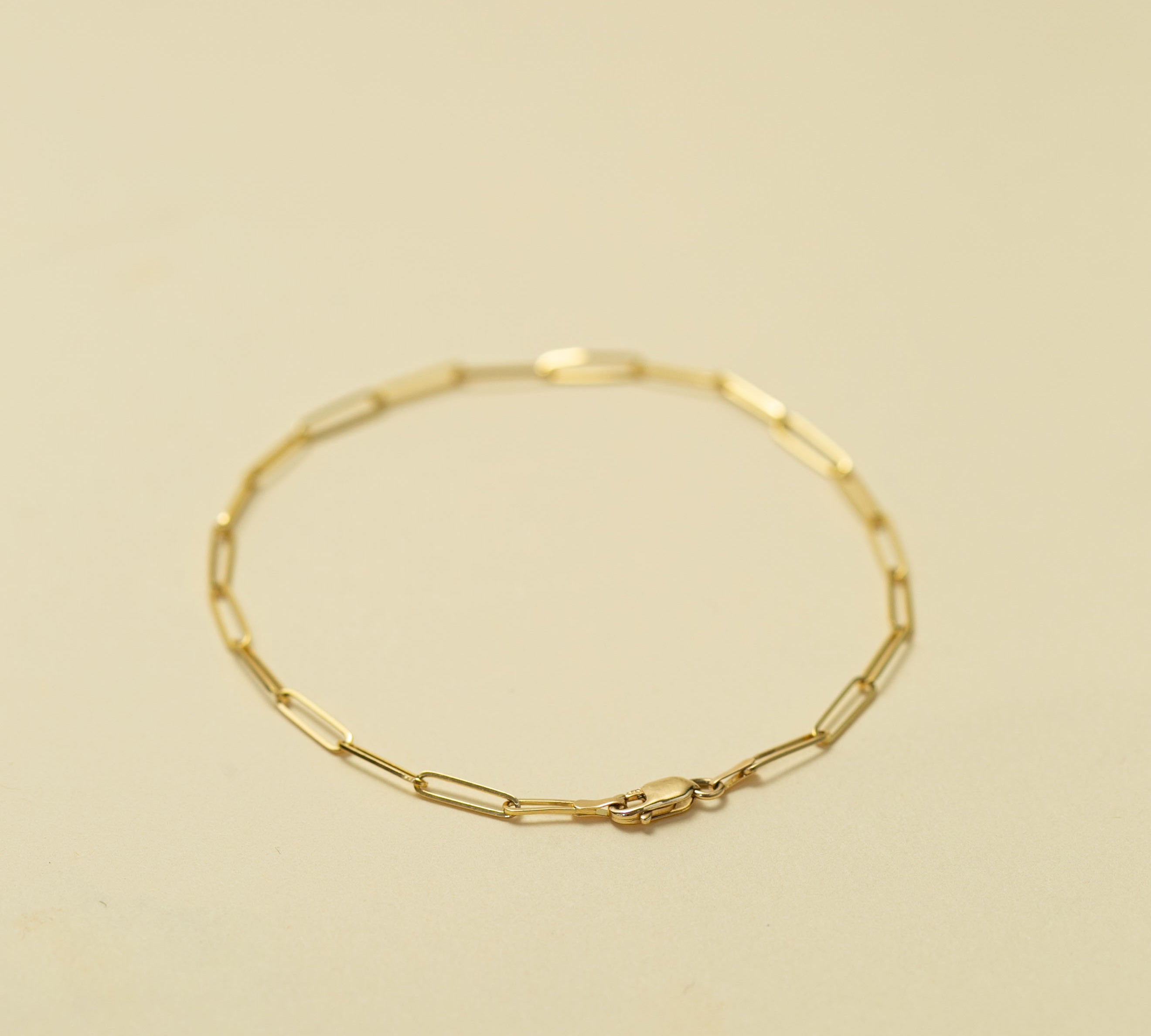 angela monaco jewelry philadelphia jeweler classic paperclip chain bracelet 14K yellow gold