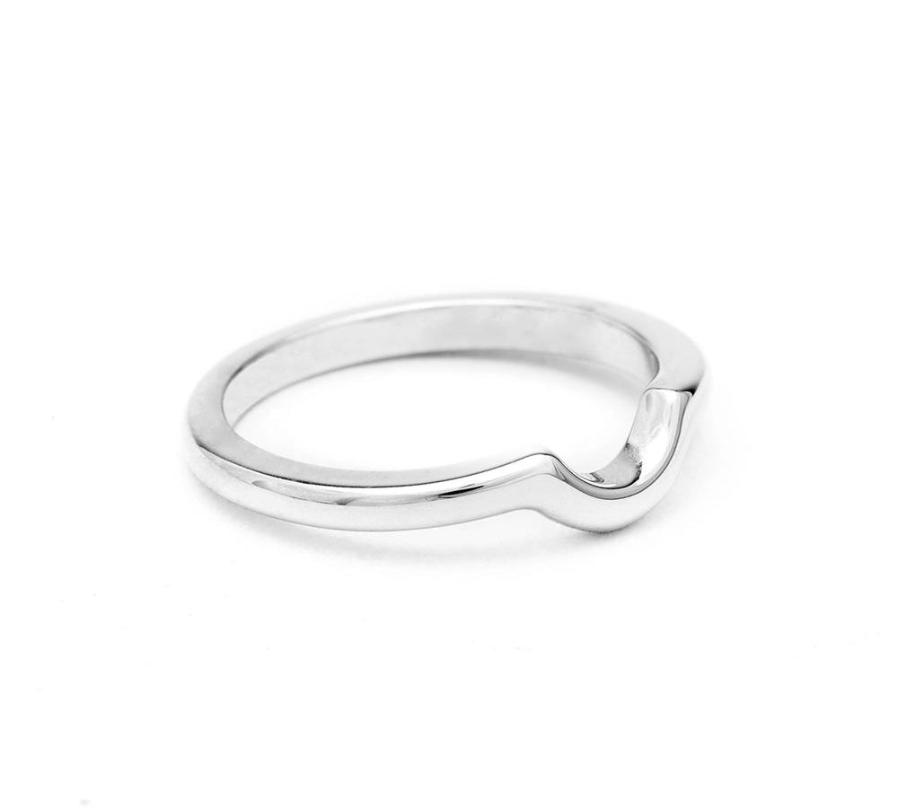 SIMPLE ARC CONTOUR BAND | WHITE GOLD - AngelaMonacojewelry
