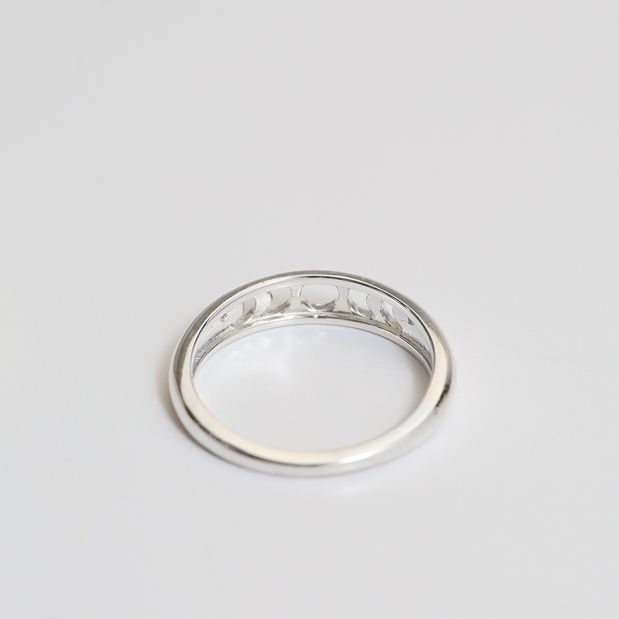 EVERYDAY MOON PHASE RING