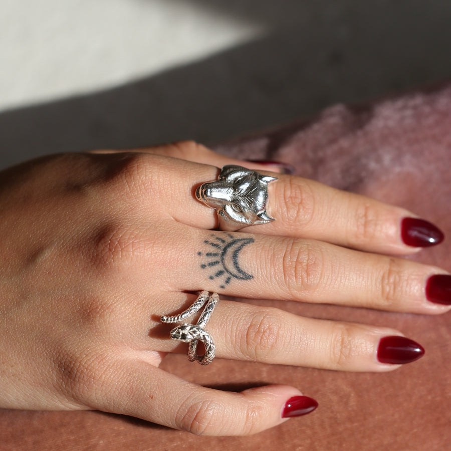 VINTAGE WOLF MASK RING | SILVER